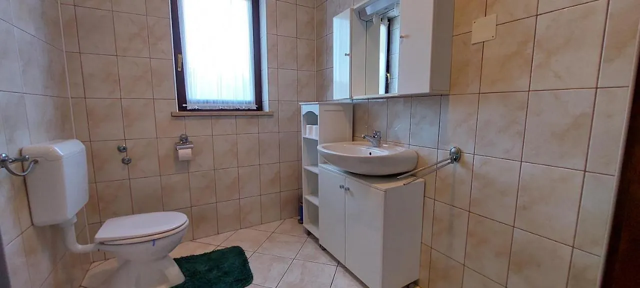 Apartment Green Villa Banjole Croatia